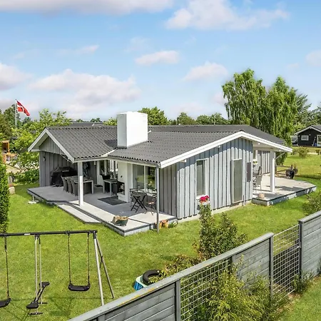 بيت للعطل Lovely In Juelsminde With Kitchen Sonderby (Midtjylland)